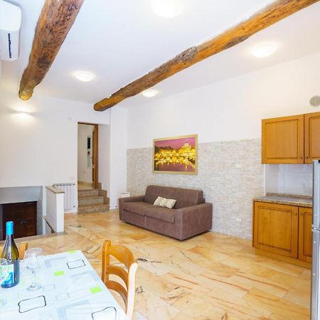 Da Rocky Apartment ริโอมัจโจเร ภายนอก รูปภาพ